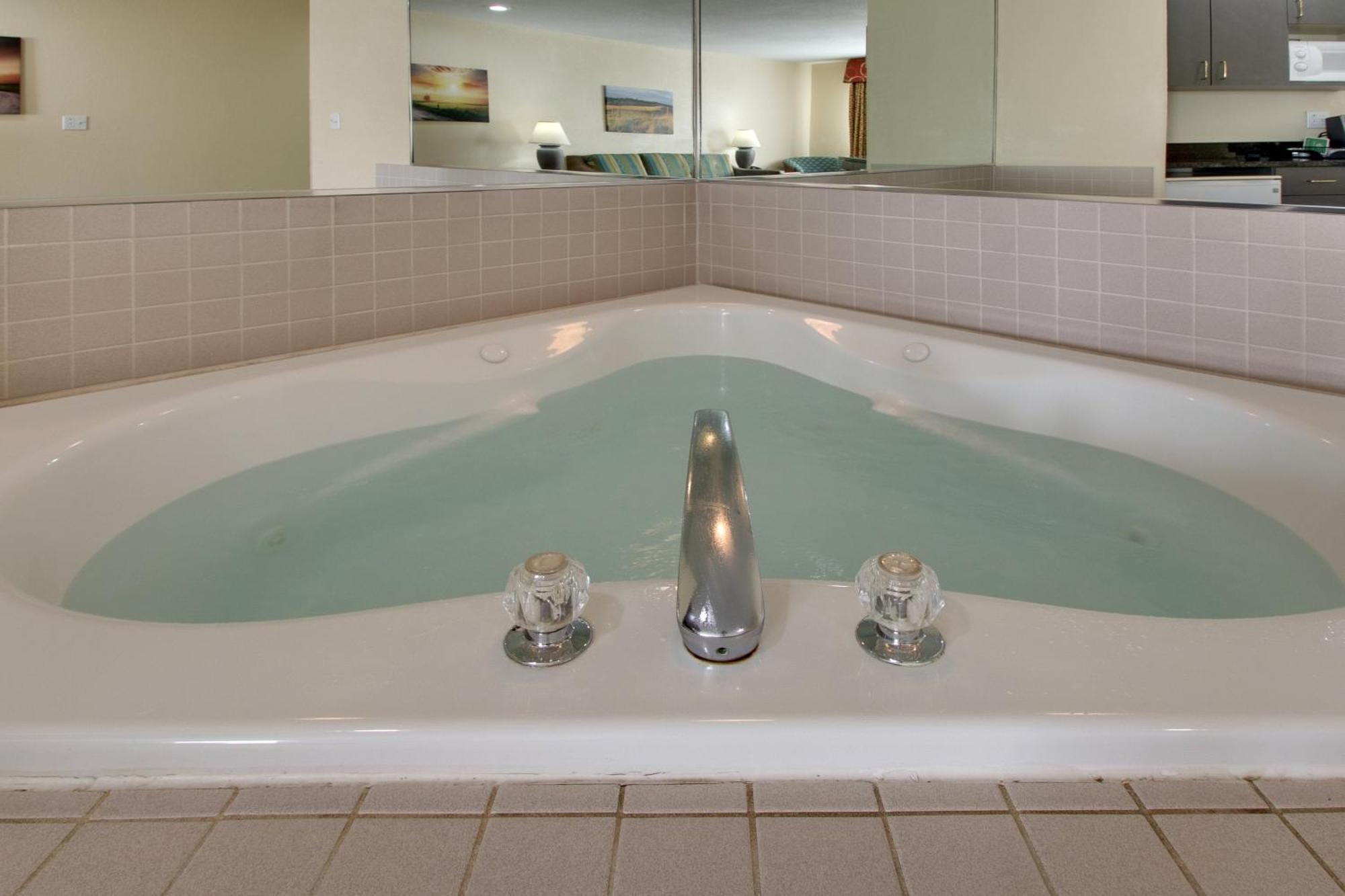 Everspring Inn & Suites Oskaloosa Luaran gambar