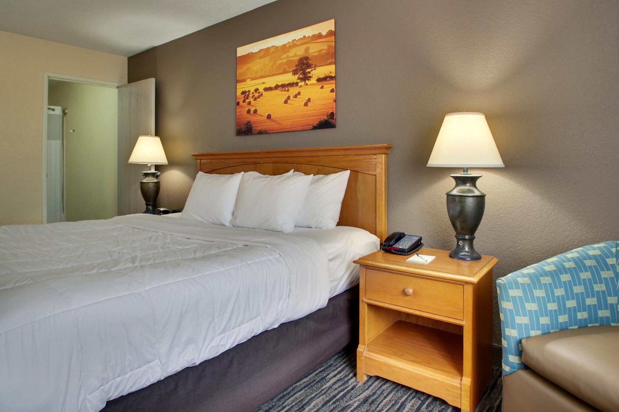 Everspring Inn & Suites Oskaloosa Luaran gambar