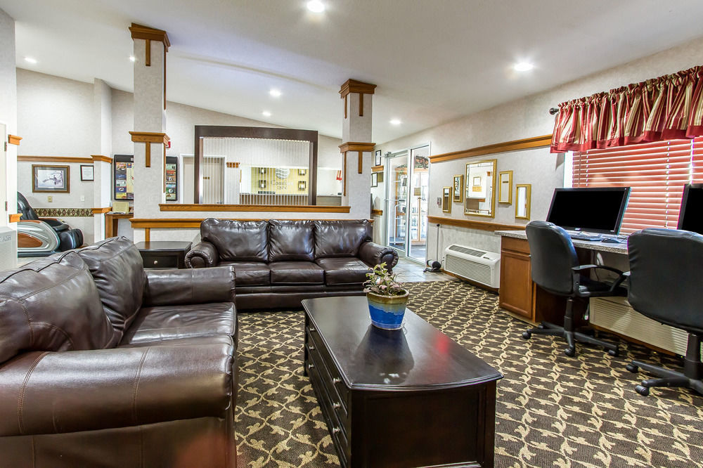 Everspring Inn & Suites Oskaloosa Luaran gambar