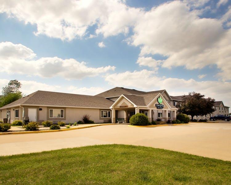 Everspring Inn & Suites Oskaloosa Luaran gambar