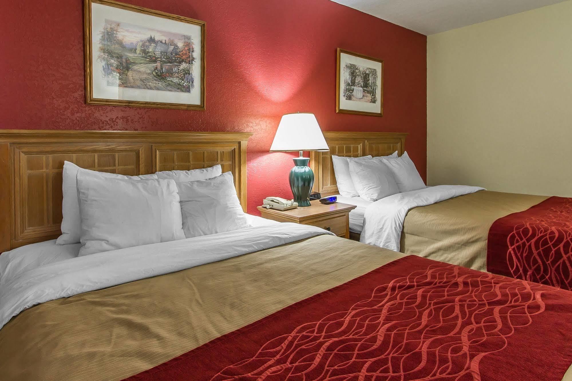 Everspring Inn & Suites Oskaloosa Luaran gambar