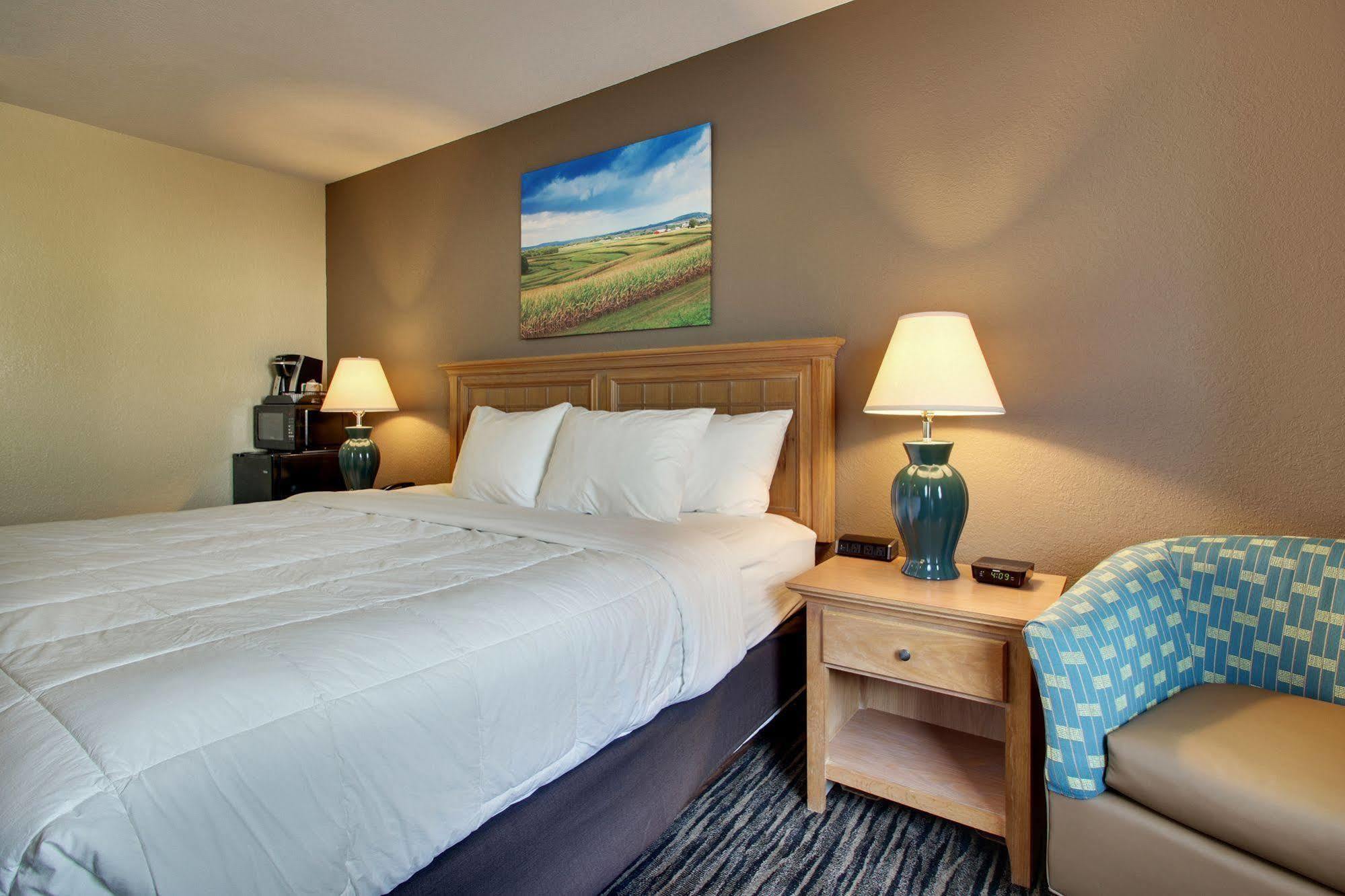 Everspring Inn & Suites Oskaloosa Luaran gambar
