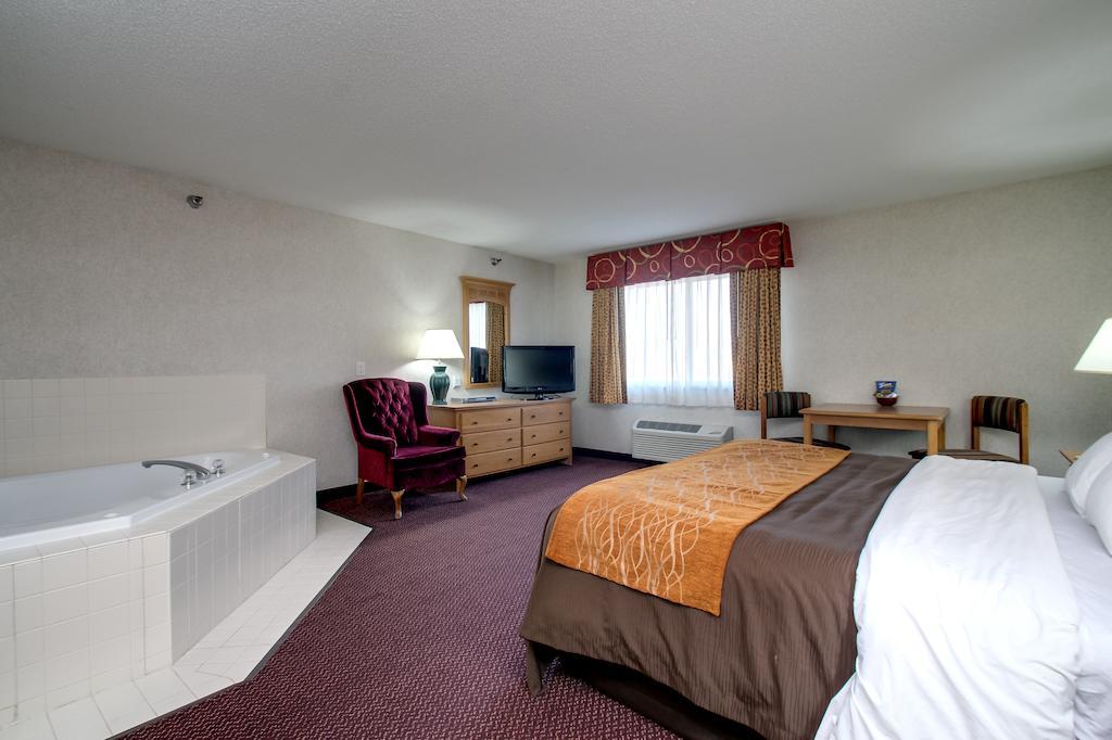 Everspring Inn & Suites Oskaloosa Luaran gambar